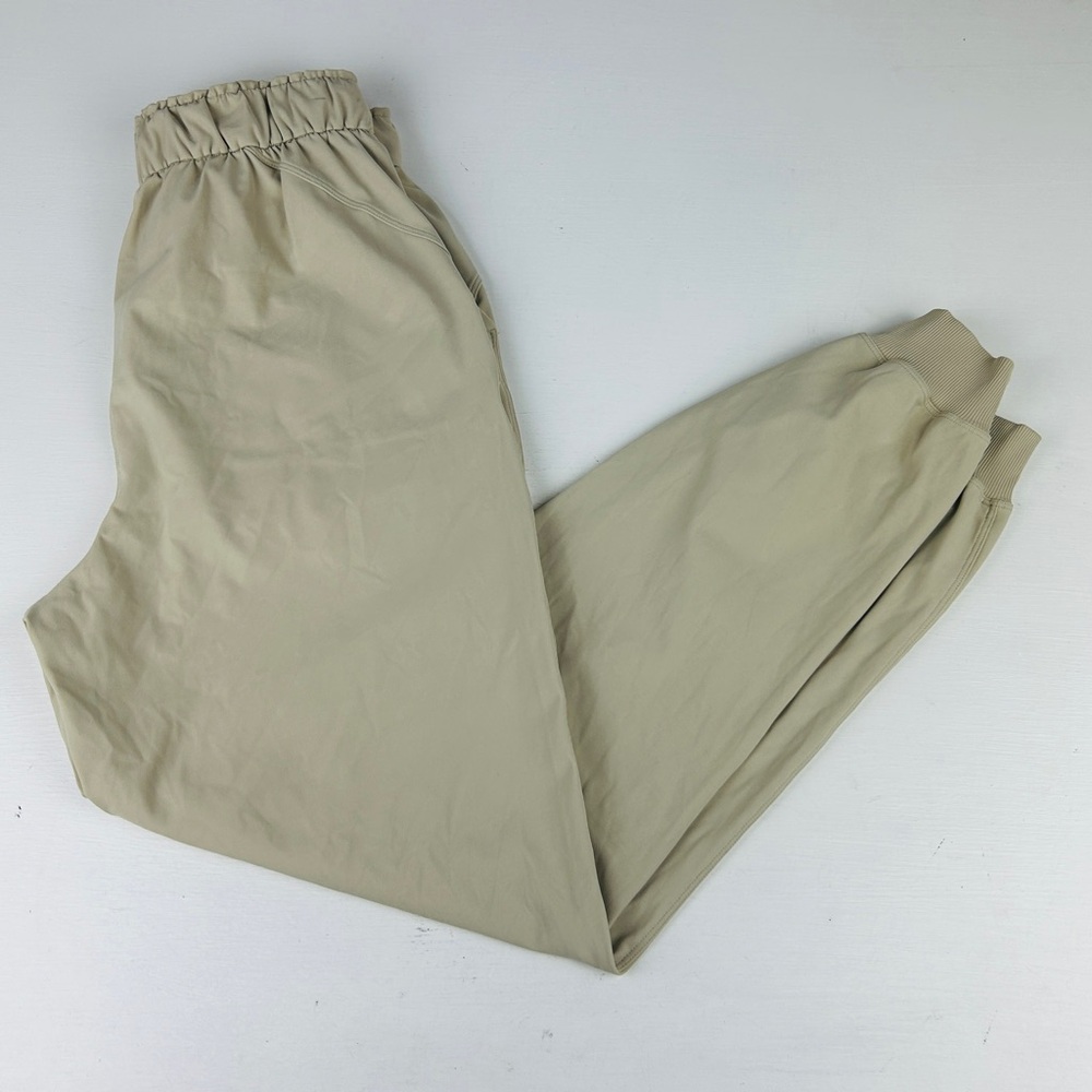 Lululemon Keep Moving Pant 7/8 High-Rise Trench Pants Size 6 Tan